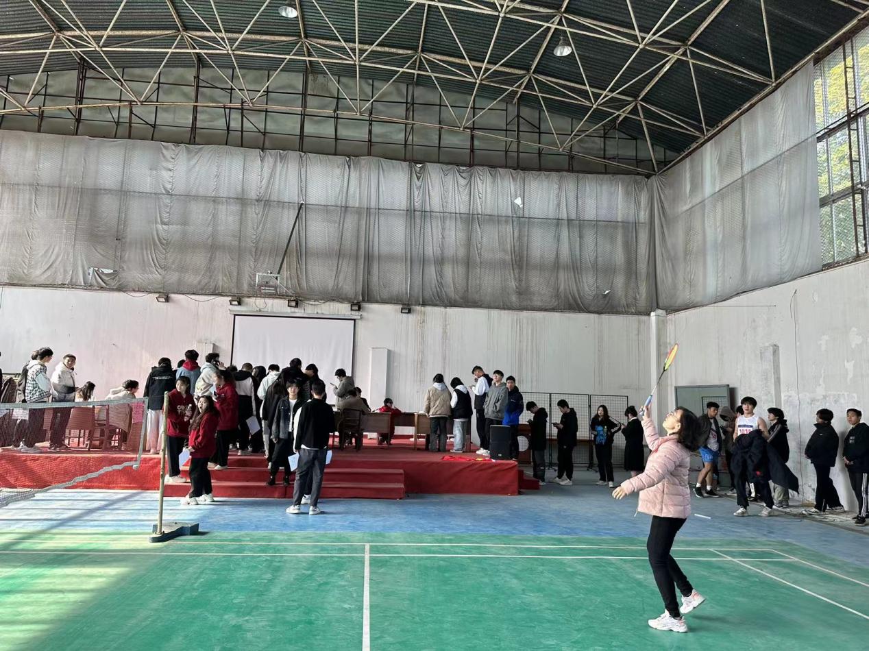 青春奋进新时代,运动逐梦向未来——sunbet申慱官网2023年秋季运动会暨教职工运动会 青春奋进新时代,运动逐梦向未来——sunbet申慱官网2023年秋季运动会暨教职工运动会