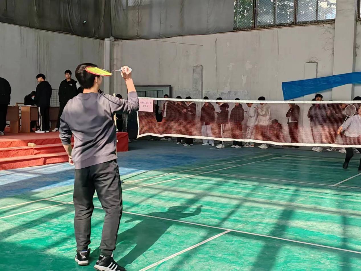 青春奋进新时代,运动逐梦向未来——sunbet申慱官网2023年秋季运动会暨教职工运动会 青春奋进新时代,运动逐梦向未来——sunbet申慱官网2023年秋季运动会暨教职工运动会