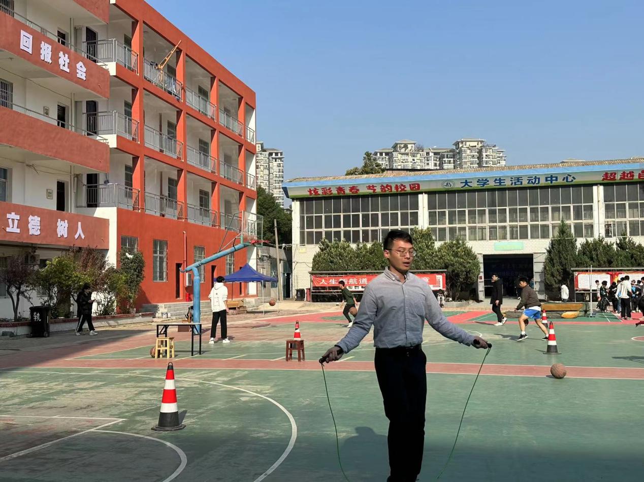 青春奋进新时代,运动逐梦向未来——sunbet申慱官网2023年秋季运动会暨教职工运动会 青春奋进新时代,运动逐梦向未来——sunbet申慱官网2023年秋季运动会暨教职工运动会
