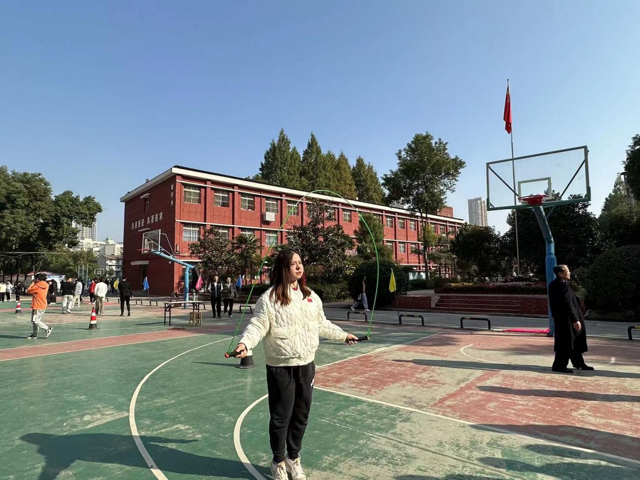 青春奋进新时代,运动逐梦向未来——sunbet申慱官网2023年秋季运动会暨教职工运动会 青春奋进新时代,运动逐梦向未来——sunbet申慱官网2023年秋季运动会暨教职工运动会