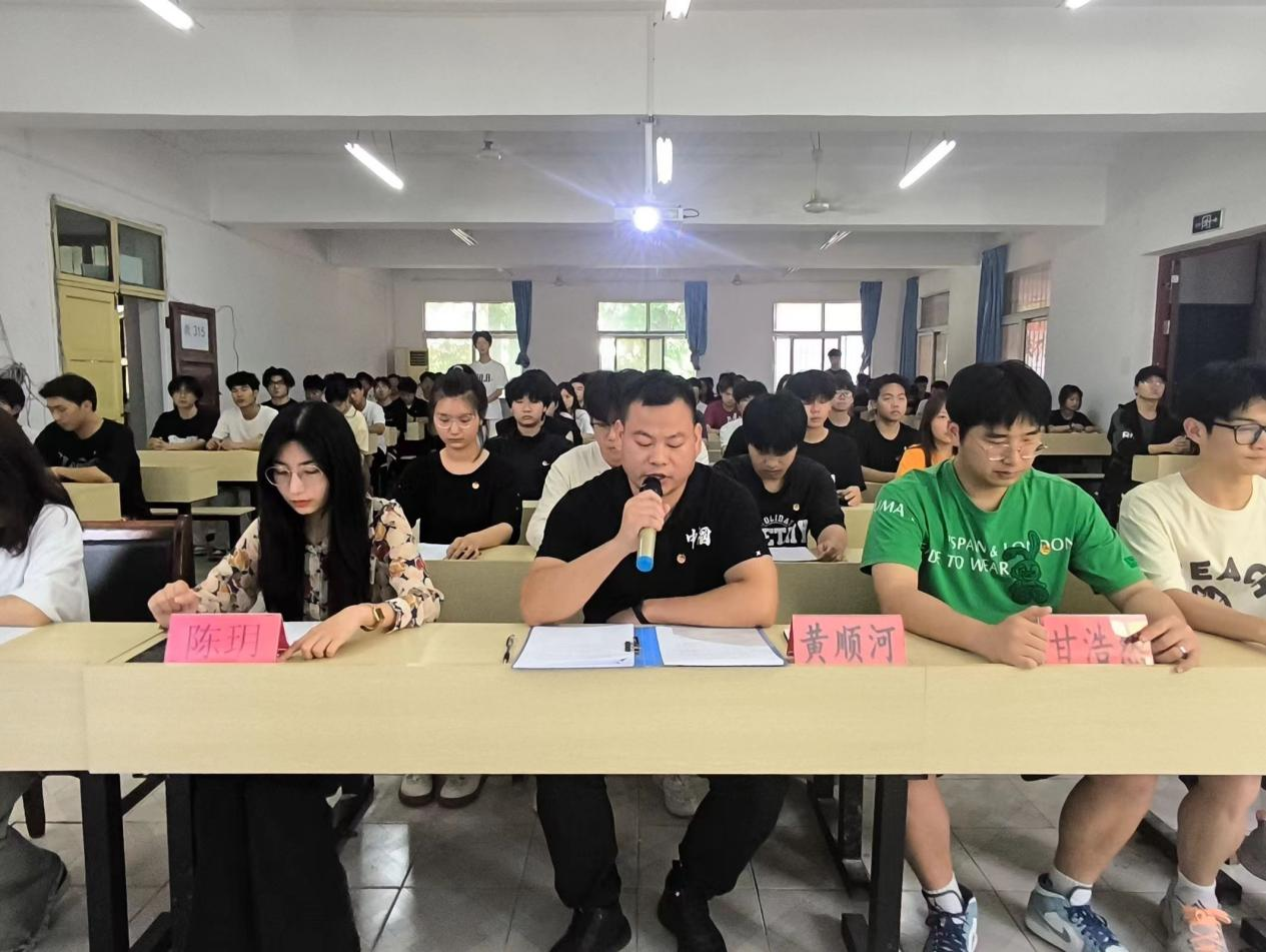 青春心向党，奋斗新征程 ——sunbet申慱官网第五期团课结业典礼暨入团仪式