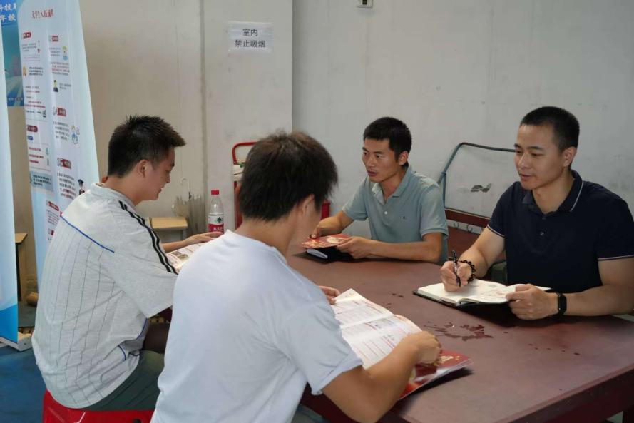 青春启航 梦想绽放——sunbet申慱官网2025届毕业季 青春启航 梦想绽放——sunbet申慱官网2025届毕业季