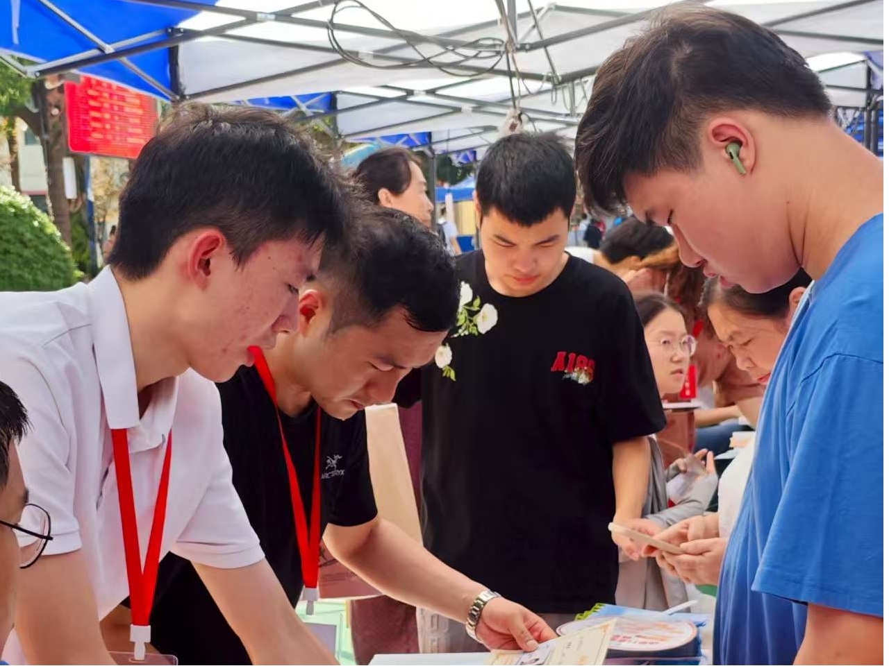以心迎新，共赴星海——sunbet申慱官网圆满完成2025级新生迎接工作