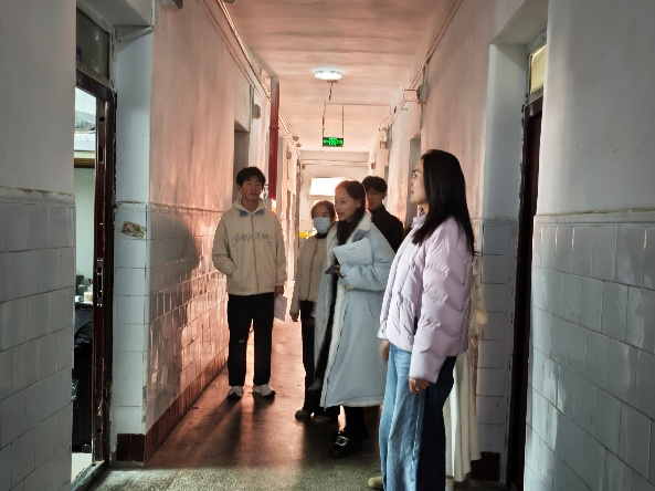 申慱官网开展学生宿舍卫生安全大检查 共筑平安校园 申慱官网开展学生宿舍卫生安全大检查 共筑平安校园