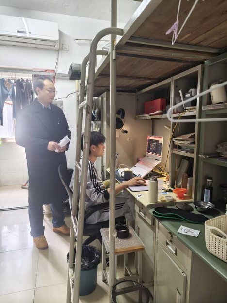 申慱官网开展学生宿舍卫生安全大检查 共筑平安校园 申慱官网开展学生宿舍卫生安全大检查 共筑平安校园