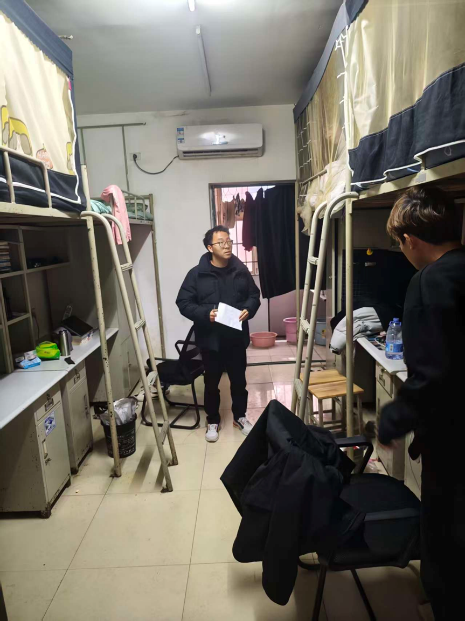 申慱官网开展学生宿舍卫生安全大检查 共筑平安校园 申慱官网开展学生宿舍卫生安全大检查 共筑平安校园