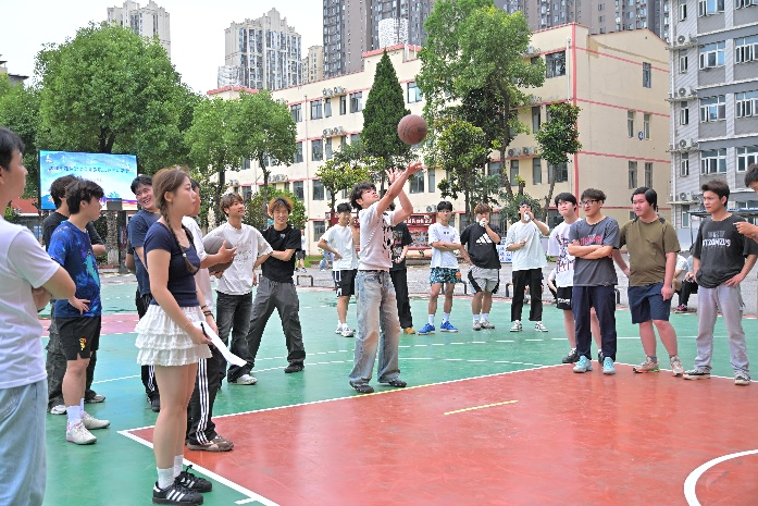 活力校园 趣享运动|sunbet申慱官网2026年趣味运动会暨教职工趣味运动会圆满落幕 活力校园 趣享运动|sunbet申慱官网2026年趣味运动会暨教职工趣味运动会圆满落幕
