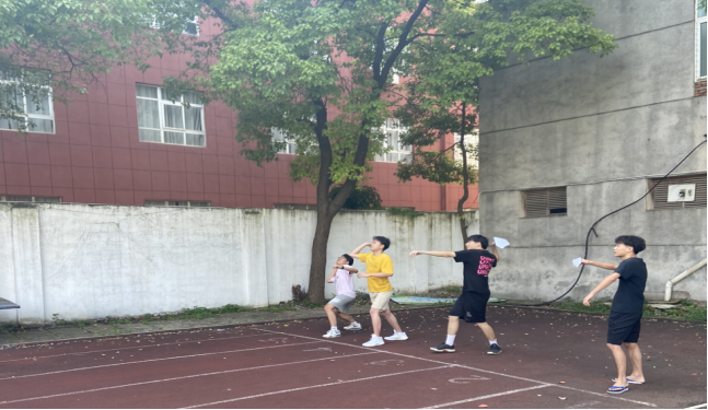 sunbet申慱官网成功举办了第四届纸飞机比赛 sunbet申慱官网成功举办了第四届纸飞机比赛