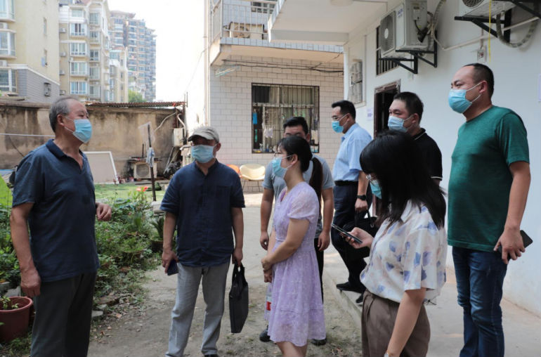 洪山区开学工作组评估工作专班莅临申慱官网指导秋季开学工作 洪山区开学工作组评估工作专班莅临申慱官网指导秋季开学工作