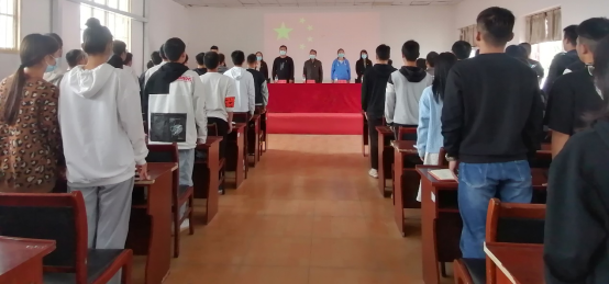 申慱官网举行第32期业余党校开班仪式